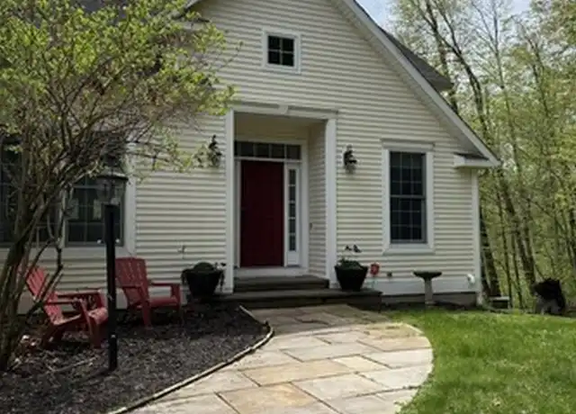 Property at 29 Chestnut Hill Rd, West Hartford, CT, 06107, 4 beds, 2.5 baths, [object Object]