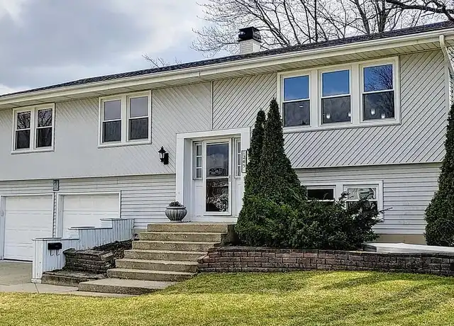 Property at 1245 Nottingham Ln, Hoffman Estates, IL, 60169, 5 beds, 3 baths, [object Object]