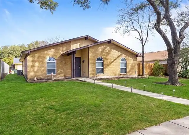 Property at 909 Arbor Downs Dr, Plano, TX, 75023, 3 beds, 2 baths, [object Object]