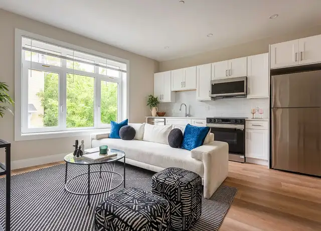 Photo of 394 McGrath Hwy, Somerville, MA 02143