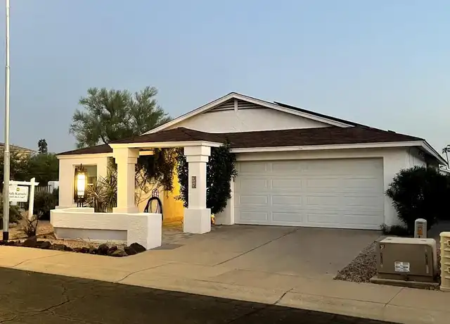 Property at 303 W Fellars Dr, Phoenix, AZ, 85023, 3 beds, 2 baths, [object Object]