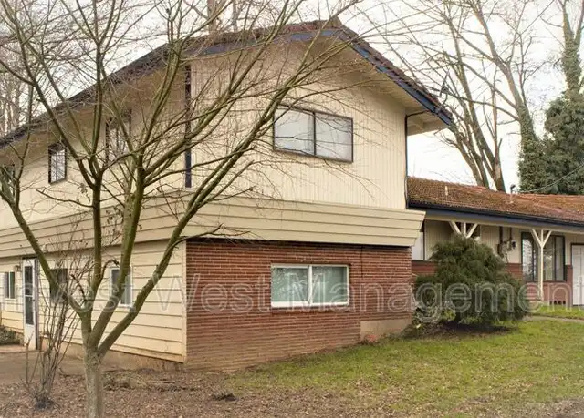 Property at 1300 NE 88th St, Vancouver, WA, 98665, 3 beds, 3 baths, [object Object]