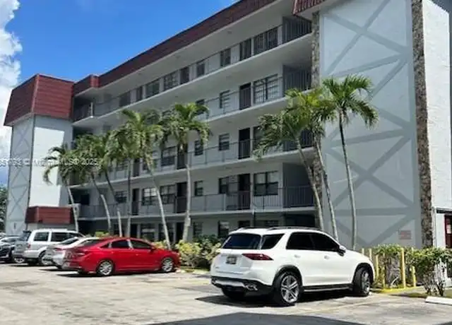 Property at 1325 W 68th St #318, Hialeah, FL, 33014, 1 bed, 1 bath, [object Object]