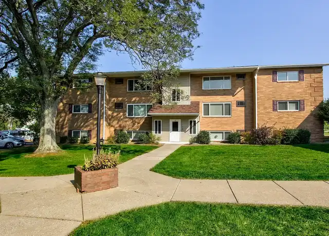 Property at Penngrove Village - 340 Rexford Dr, Hermitage, PA, 16148, 1-2 bed, 1 bath, [object Object]