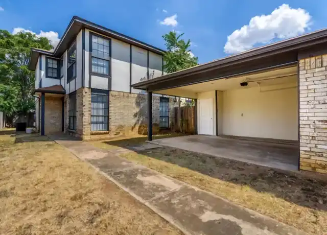 Property at 6814 S Creek Dr, Fort Worth, TX, 76133, 2 beds, 2.5 baths, [object Object]