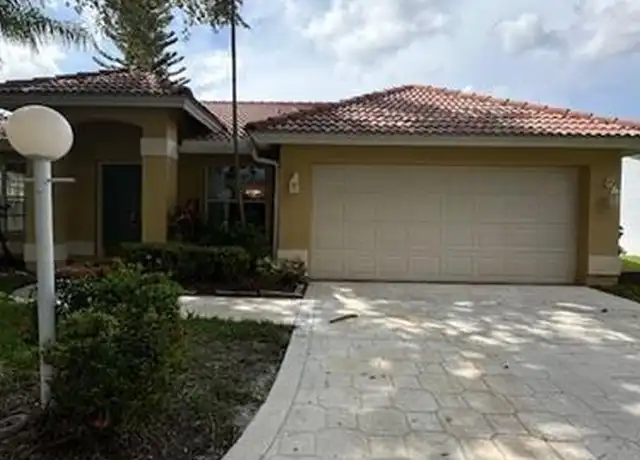 Property at 12691 Eagle Pointe Cir, Fort Myers, FL, 33913, 3 beds, 2 baths, [object Object]
