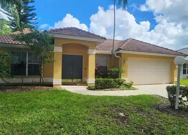 Property at 12691 Eagle Pointe Cir, Fort Myers, FL, 33913, 3 beds, 2 baths, [object Object]