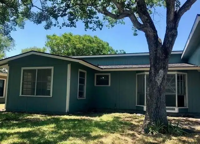 Property at 4817 Lansdown Dr, Corpus Christi, TX, 78411, 3 beds, 2 baths, [object Object]