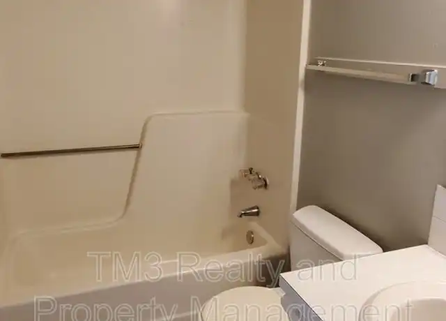 Property at 904 S Edgebrook Ln Unit D, Olathe, KS, 66061, 2 beds, 1 bath, [object Object]