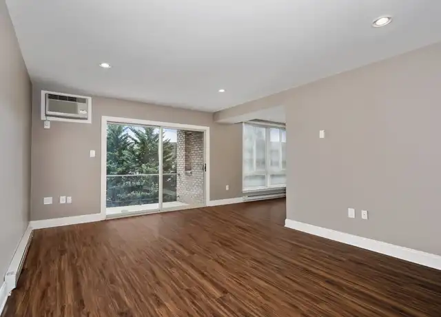 Property at Jefferson Chase - 501 Prospect Blvd, Frederick, MD, 21701, 2 beds, 1 bath, [object Object]