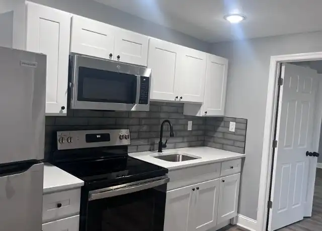 Property at 380 Vernon Rd Unit 3, Philadelphia, PA, 19119, 1 bed, 1 bath, [object Object]