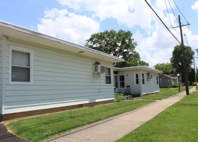 Property at 202 N Russell St Unit 1, Champaign, IL, 61821, 2 beds, 1 bath, [object Object]