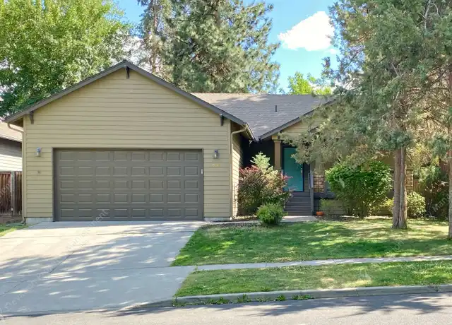 Property at 19943 Cliffrose Dr, Bend, OR, 97702, 3 beds, 2 baths, [object Object]