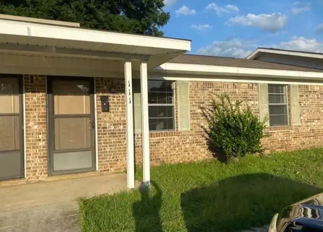 Property at 292 W Claiborne St Unit 204, Monroeville, AL, 36460, 2 beds, 1 bath, [object Object]