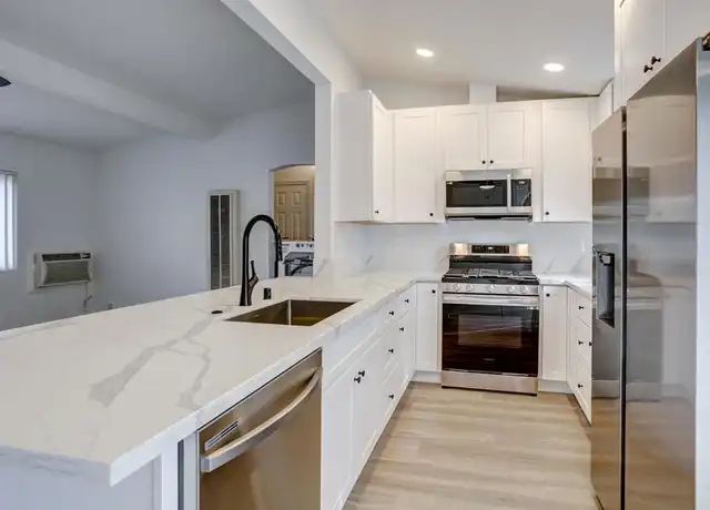 Property at 521 W 11th Ave, Escondido, CA, 92025, 2 beds, 1 bath, [object Object]
