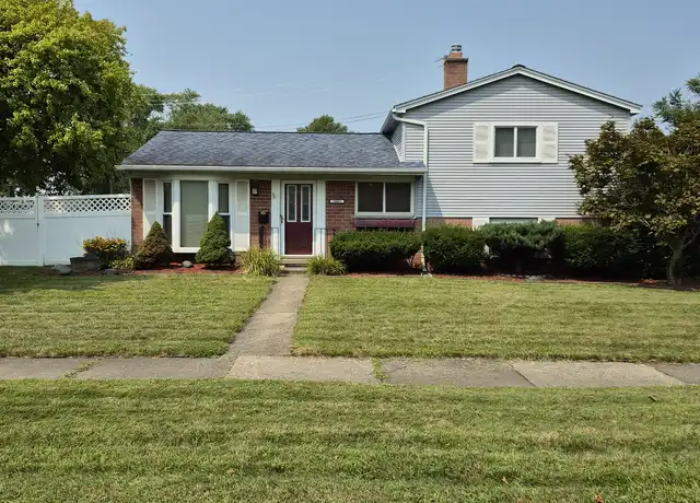 Property at 33011 Lynx St, Westland, MI, 48185, 3 beds, 1.5 baths, [object Object]