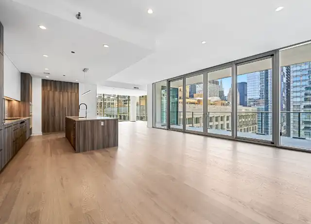 Property at 72 E Randolph St, Chicago, IL, 60601, 4 beds, 3.5 baths, [object Object]