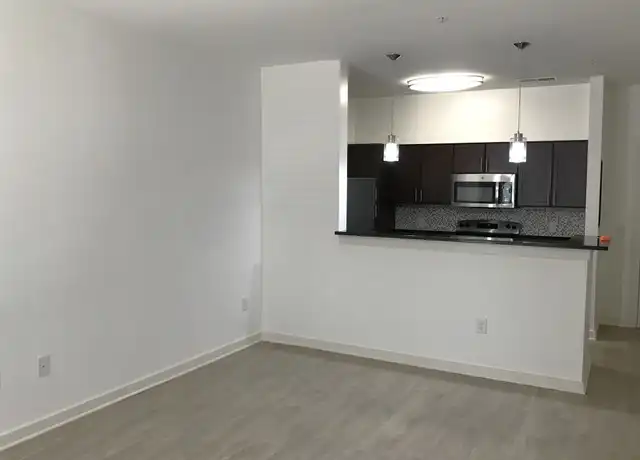 Property at 410 Rosedale Ave #110, Nashville, TN, 37211, 1 bed, 1 bath, [object Object]