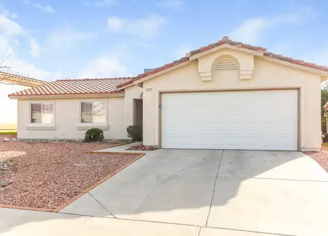 Property at 925 Sunnyfield Way, Henderson, NV, 89015, 3 beds, 2 baths, [object Object]