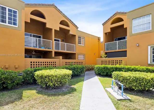 Property at 9741 Fontainebleau Blvd Unit H201, Miami, FL, 33172, 1 bed, 1 bath, [object Object]