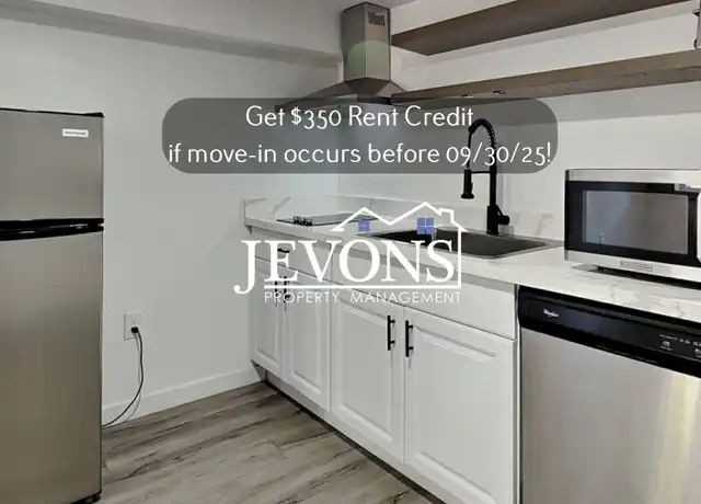 Property at 630 N Skyline Dr Unit B, Tacoma, WA, 98406, 3 beds, 1 bath, [object Object]