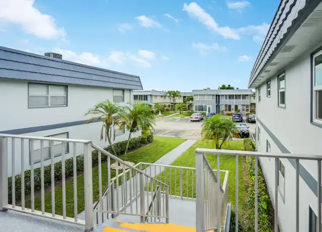 Property at 520 Brittany K Unit K, Delray Beach, FL, 33446, 2 beds, 2 baths, [object Object]