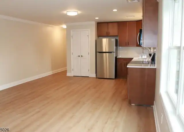 Property at 14 Burnham Rd Unit B, Morris Plains, NJ, 07950, 2 beds, 1 bath, [object Object]