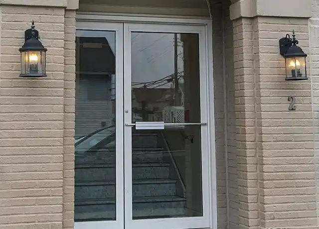Property at 2 S Oakland Ave, Ventnor City, NJ, 08406, 1 bed, 1 bath, [object Object]