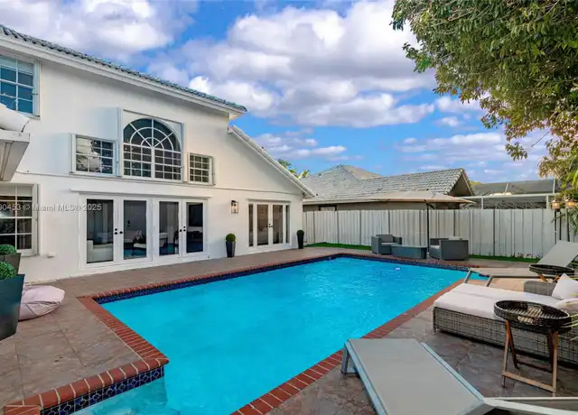 Property at 9431 SW 212th Ter, Cutler Bay, FL, 33189, 4 beds, 3 baths, [object Object]