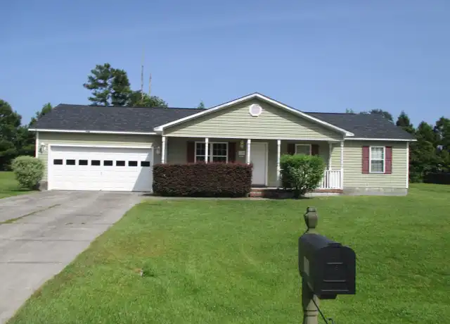 Property at 113 Poplar Ridge Rd, Jacksonville, NC, 28546, 3 beds, 2 baths, [object Object]