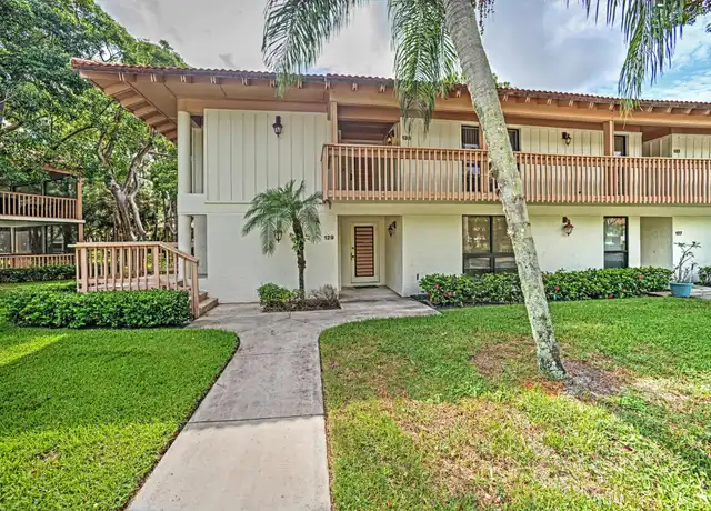 Property at 135 Brackenwood Rd, Palm Beach Gardens, FL, 33418, 2 beds, 2 baths, [object Object]