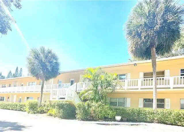 Property at 560 SE 2nd Ave Unit H6, Deerfield Beach, FL, 33441, 2 beds, 1 bath, [object Object]
