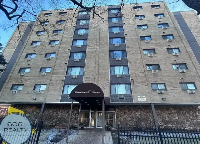 Property at Kenilworth Towers - 110 N Kenilworth Ave, Oak Park, IL, 60301, 2 beds, 2 baths, [object Object]