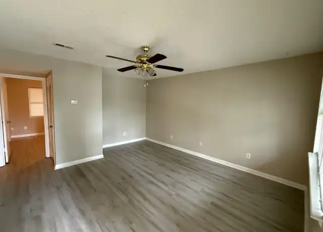 Property at 1411 Ascent Trl NW Unit A, Huntsville, AL, 35816, 2 beds, 1 bath, [object Object]