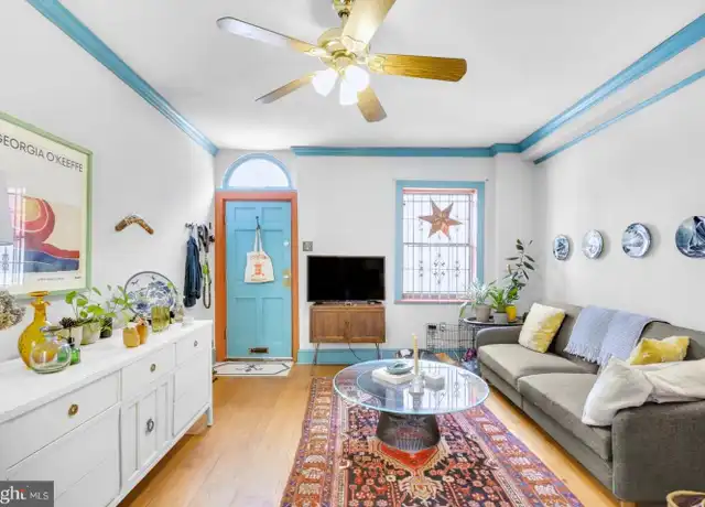 Property at 332 Saint John Neumann Way, Philadelphia, PA, 19123, 2 beds, 1 bath, [object Object]