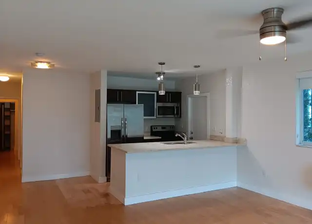Property at 7171 Bay Dr #6, Miami Beach, FL, 33141, 2 beds, 2 baths, [object Object]