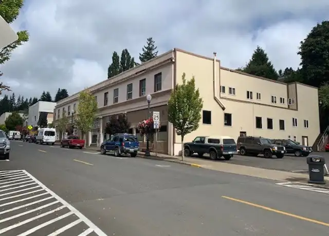Property at 246 S Main St Unit 14, Toledo, OR, 97391, 1 bed, 1 bath, [object Object]