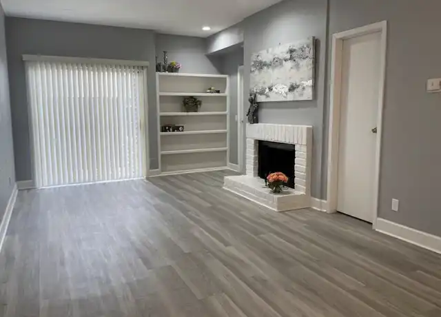 Property at 9809 Richmond Ave Unit D2, Houston, TX, 77042, 1 bed, 1 bath, [object Object]