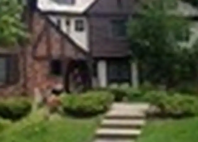 Property at 117 Highland Pkwy Unit 117-06 Highland, Rochester, NY, 14620, 0 beds, 1 bath, [object Object]