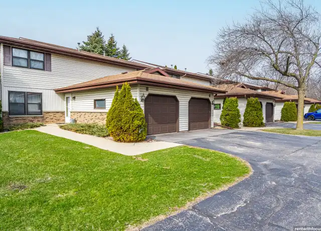 Property at 1305 W South Park Ave Unit 1305F, Oshkosh, WI, 54902, 2 beds, 1.5 baths, [object Object]