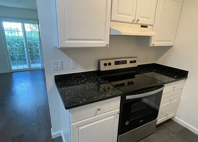 Photo of 330 Sierra Vista Ave, Mountain View, CA 94043