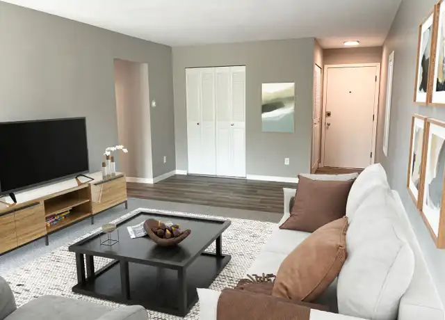 Property at Lydia Rose Apartments - 2914 Snelling Ave N, Roseville, MN, 55113, 1-2 bed, 1 bath, [object Object]
