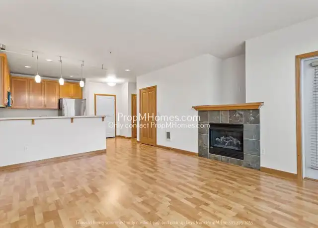 Property at 287 NE 3rd St, Gresham, OR, 97030, 1 bed, 1 bath, [object Object]