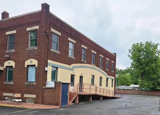 Property at 220 Carey Ave, Wilkes-Barre, PA, 18702, 2 beds, 1 bath, [object Object]