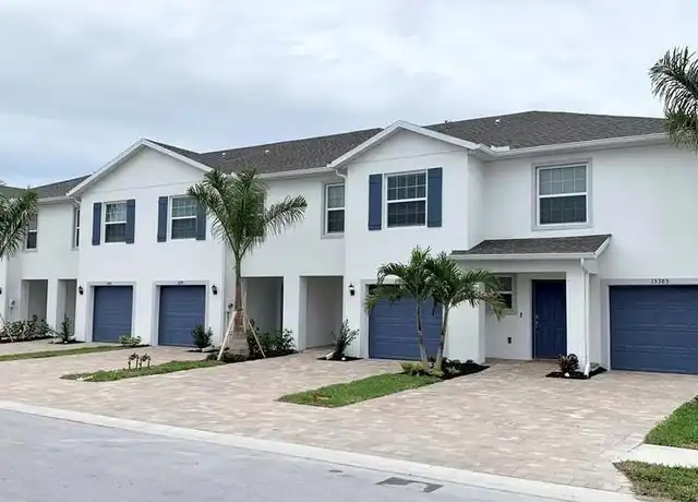 Property at 15070 Wildflower Cir, Naples, FL, 34119, 3 beds, 2.5 baths, [object Object]