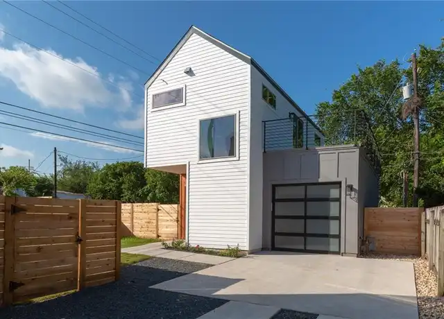 Property at 2717 E 3rd St Unit B, Austin, TX, 78702, 2 beds, 2.5 baths, [object Object]