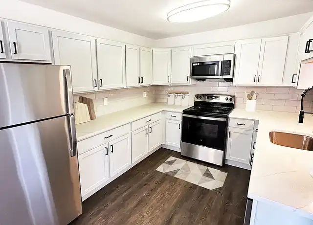 Property at Westbury Village Townhomes - 201 N Squirrel Rd, Auburn Hills, MI, 48326, 2-3 beds, 2.5-3 baths, [object Object]
