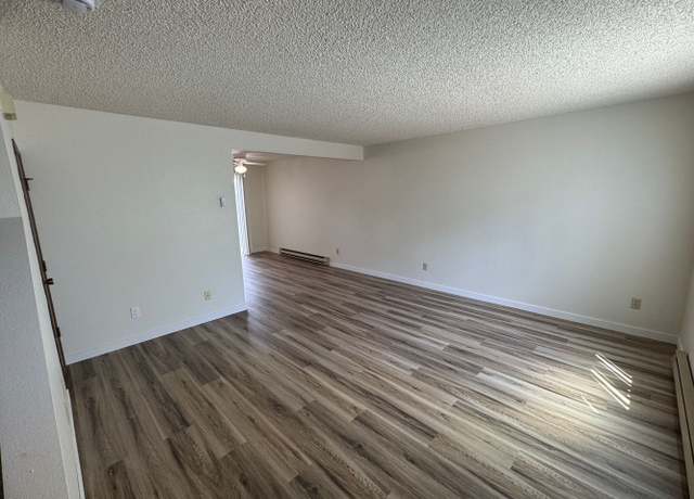Photo of 410 S Knott St Unit 446, Canby, OR 97013