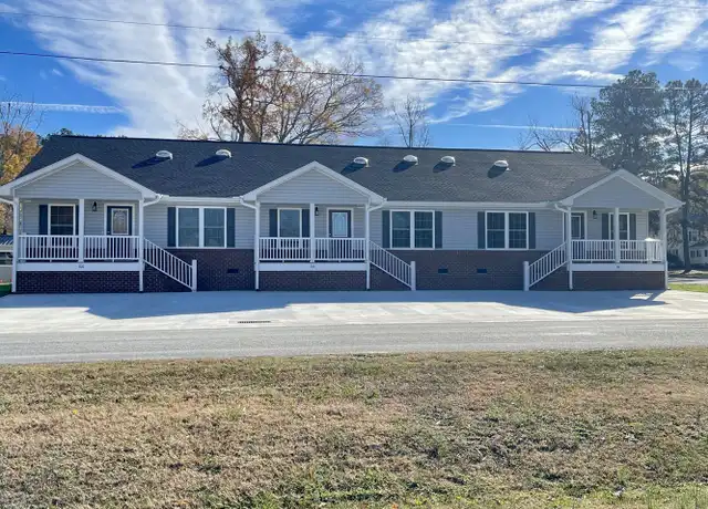 Property at 102N N Maple St, Kenbridge, VA, 23944, 2 beds, 2 baths, [object Object]
