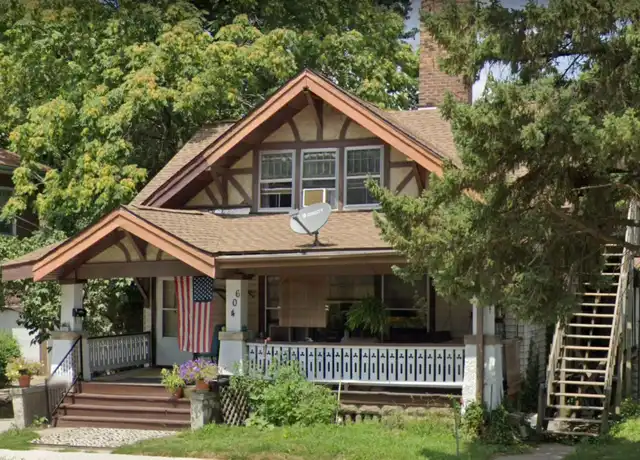 Property at 604 E Emerson St Unit 4, Bloomington, IL, 61701, 0 beds, 1 bath, [object Object]